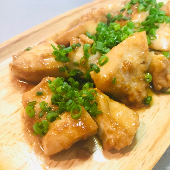 塩こうじでしっとり！鶏胸肉のガリバタチキン♫